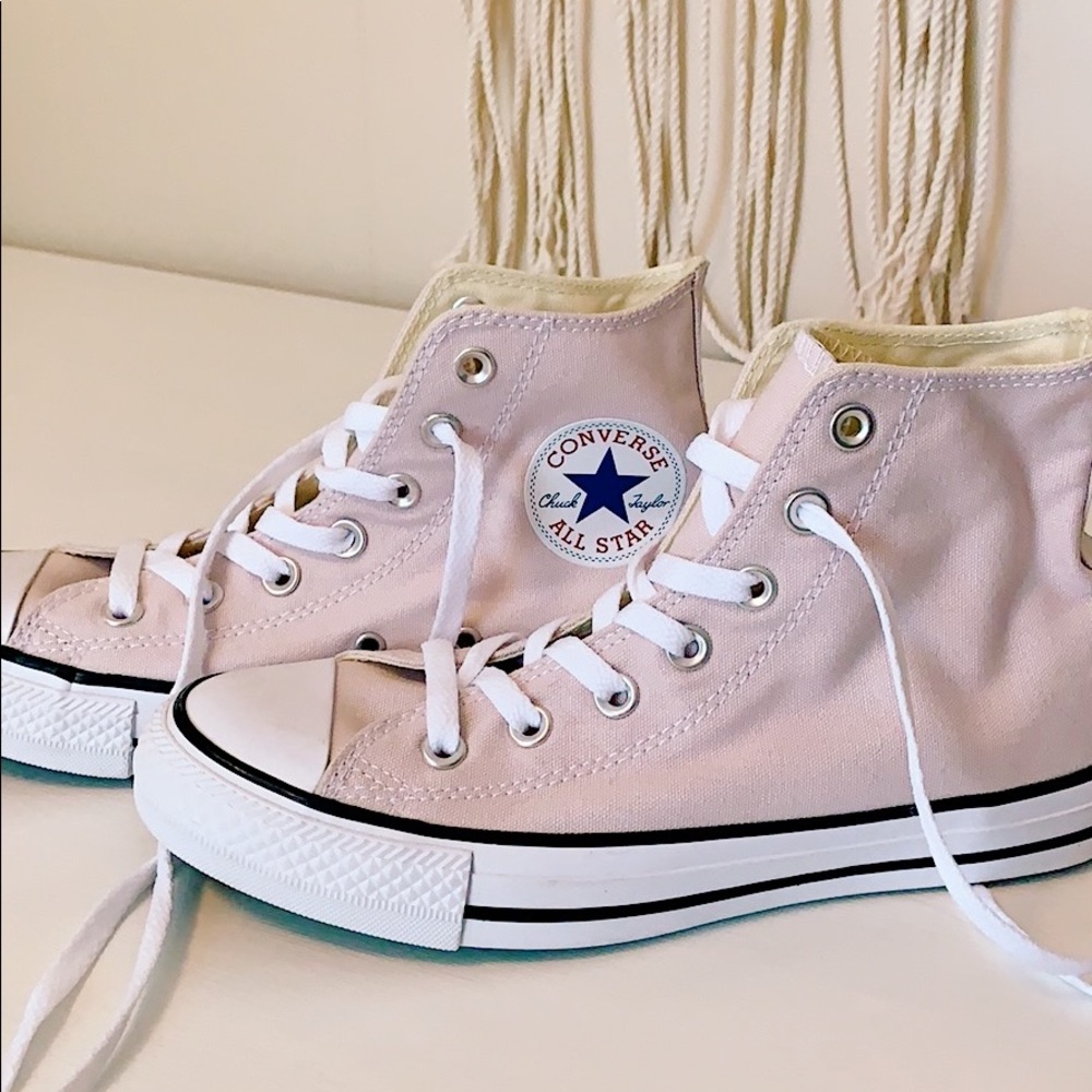 BRAND NEW pale pink high top converse